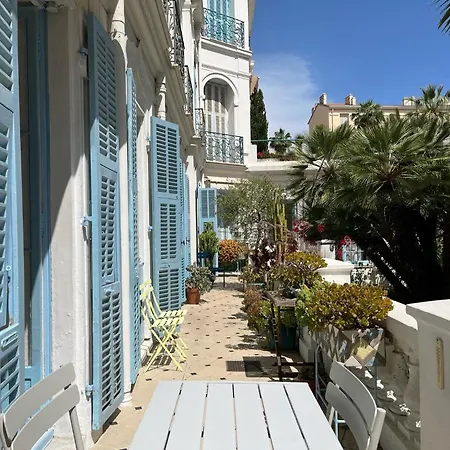 Apartment Beautiful Garden Steps From The Menton